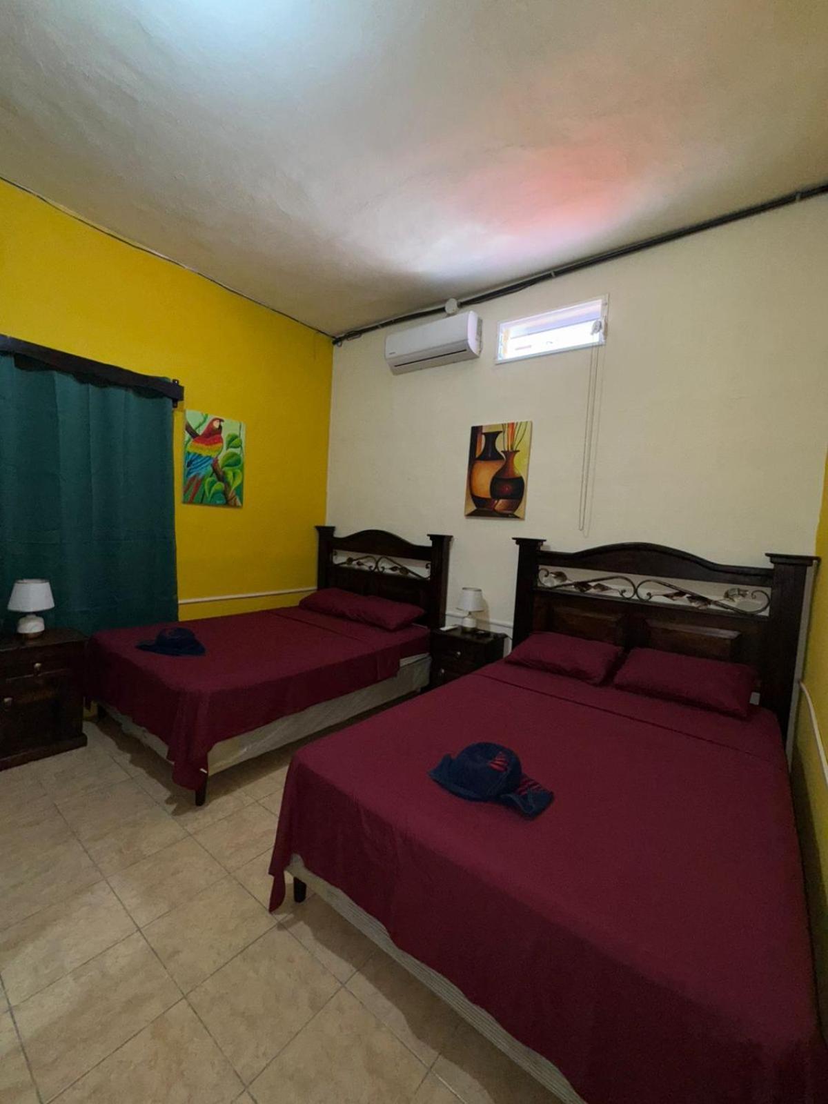 Casa Maya Itza Flores Dış mekan fotoğraf