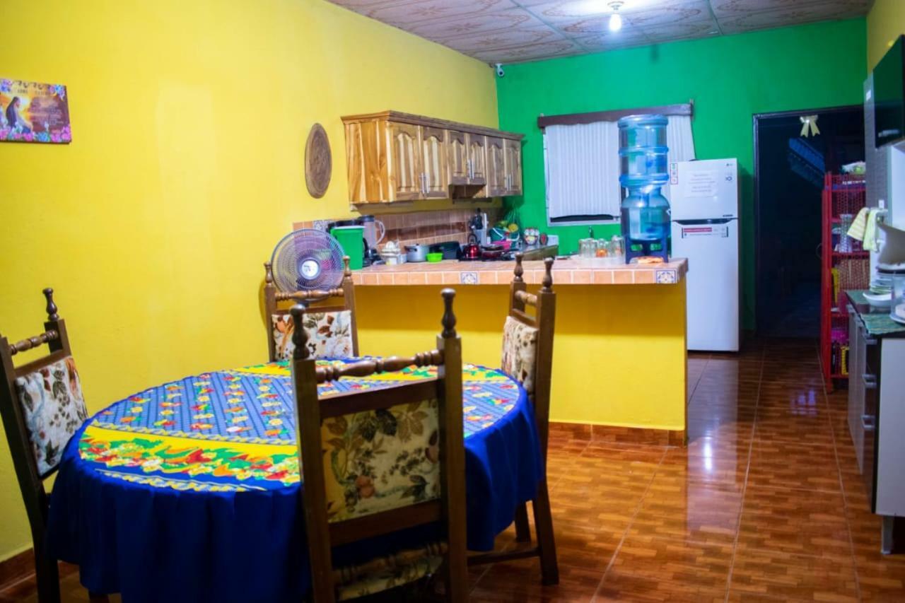 Casa Maya Itza Flores Dış mekan fotoğraf